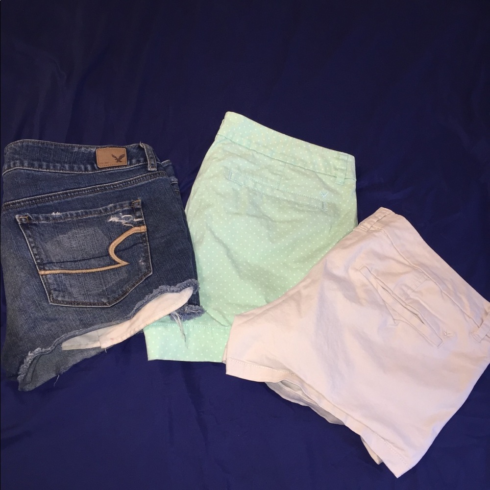 3 pairs of American eagle shorts!